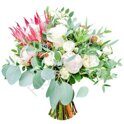 Proteas in enucaluptys bouquet