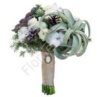 Winter wedding bouquet